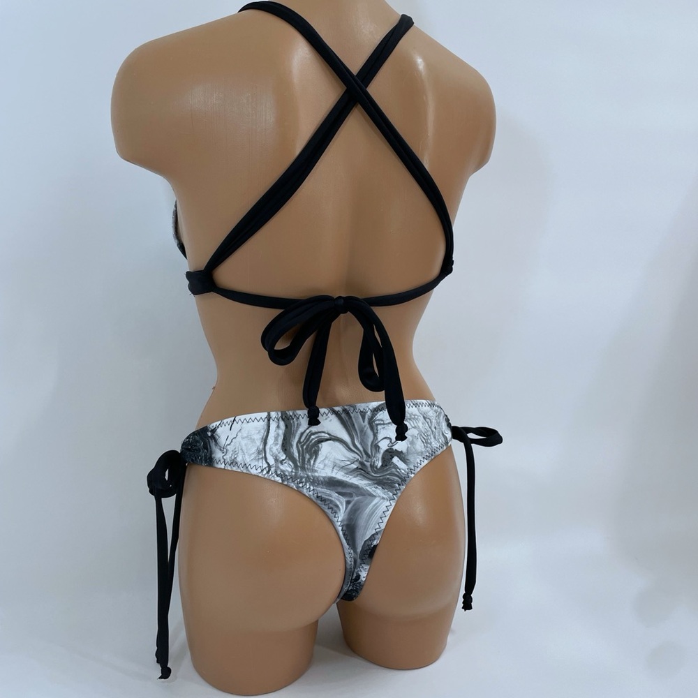 Black and white tie dye crisscross bikini set